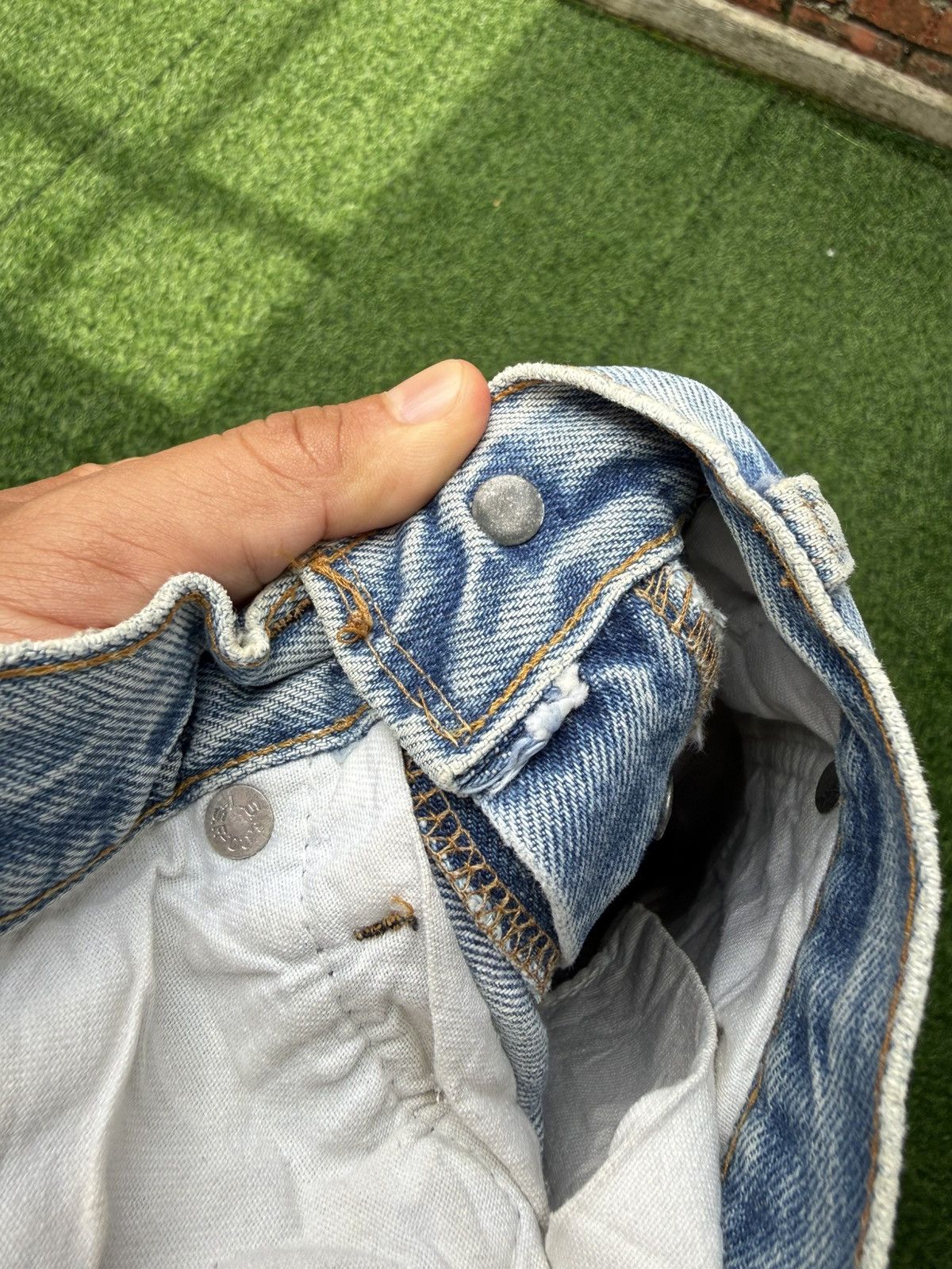 Levi's Vintage Clothing W29x28.5 vintage levi’s 501 redline cut off denime Size US 29 - 8 Thumbnail