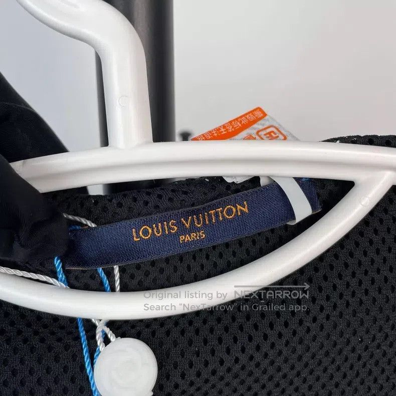 Louis Vuitton Louis Vuitton Nigo reflective logo hooded jacket Size US S / EU 44-46 / 1 - 6 Thumbnail