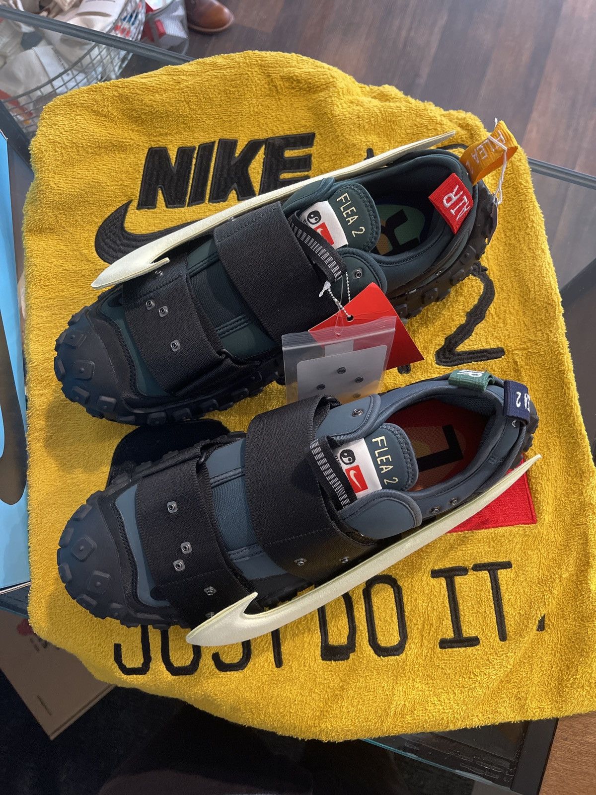 Cactus Plant Flea Market × Nike Cactus Plant Flea Market Flea 2’s Size US 12.5 / EU 45-46 - 2 Thumbnail