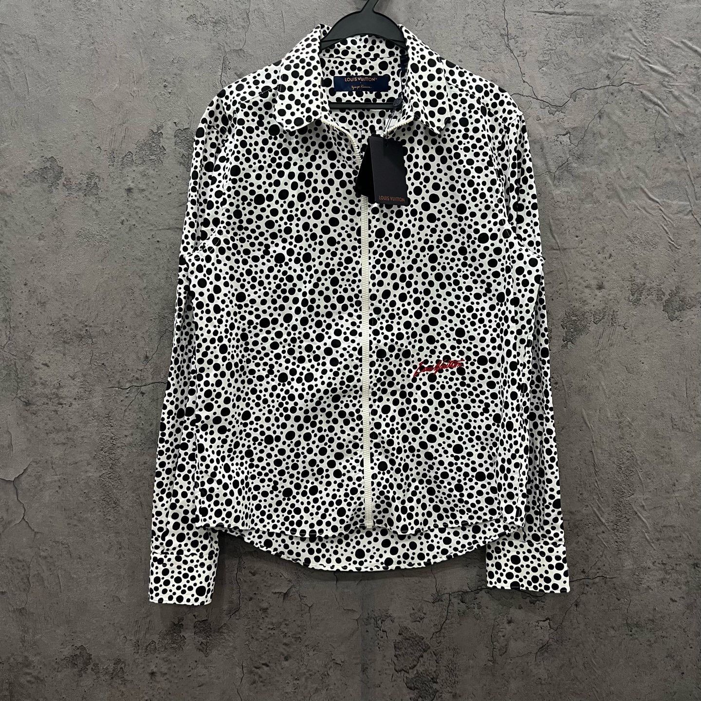 Louis Vuitton Louis Vuitton Black Light Jacket m Men Size US M / EU 48-50 / 2 - 1 Thumbnail