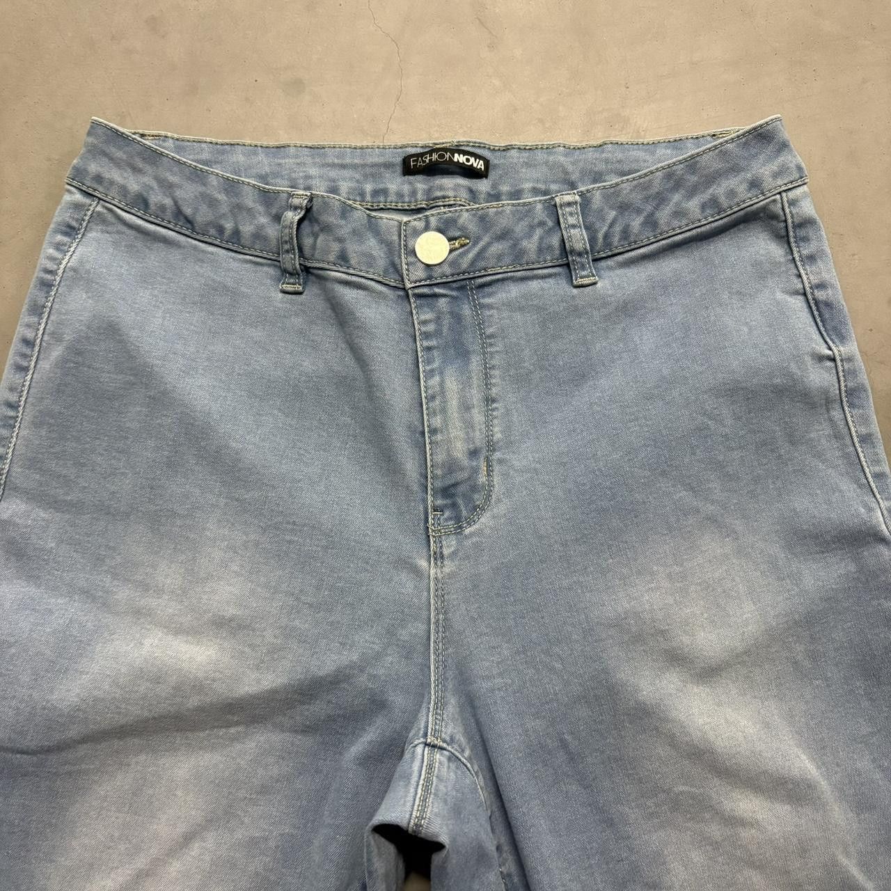 Vintage Crazy Vintage Y2K/2000s Baggy Flared Skater Streetwear Light Blue Wash Denim Jeans! Size US 30 / EU 46 - 2 Thumbnail