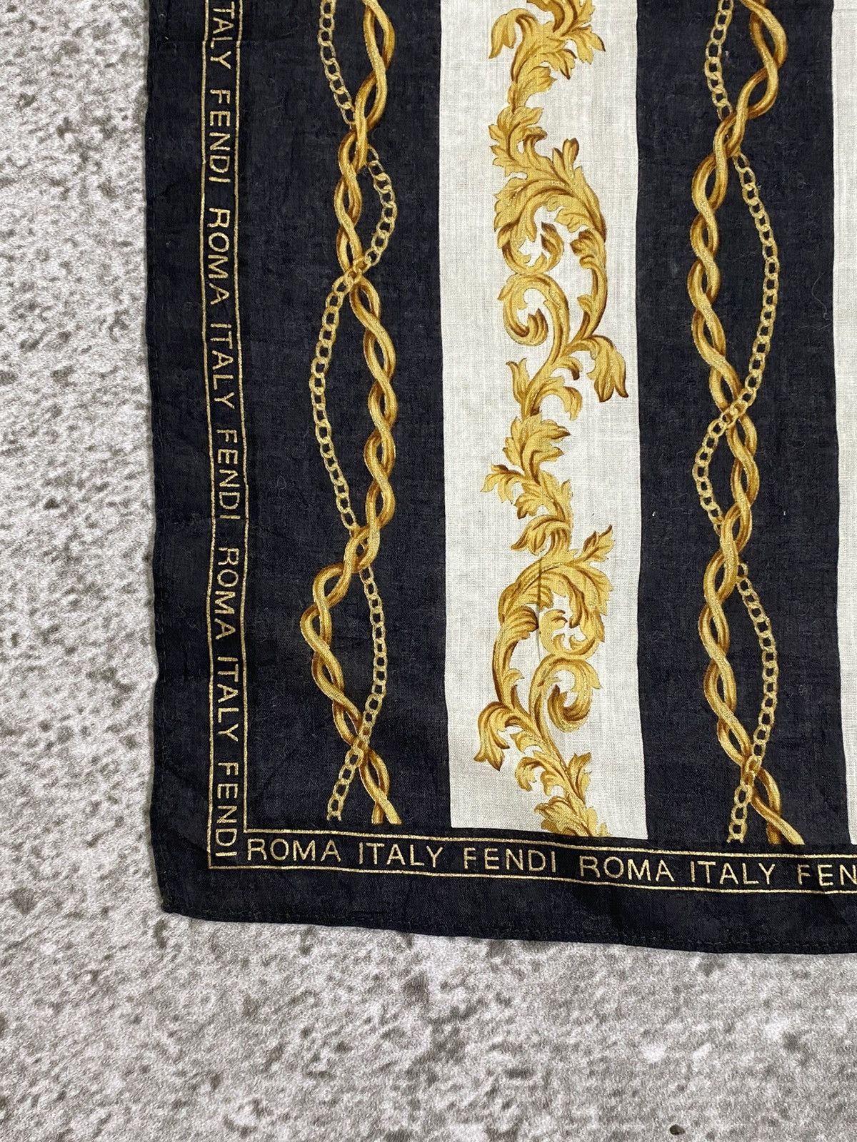 Fendi Fendi Handkerchief / Bandana / Neckerchief Size ONE SIZE - 4 Thumbnail