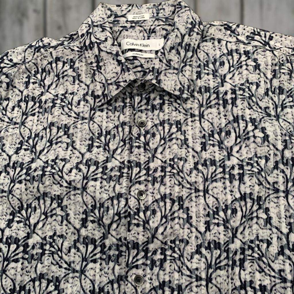 Calvin Klein Calvin Klein Shirt Mens Large Gray Blue Batik Modern Fit Long Sleeve Button Up Size US L / EU 52-54 / 3 - 1 Thumbnail