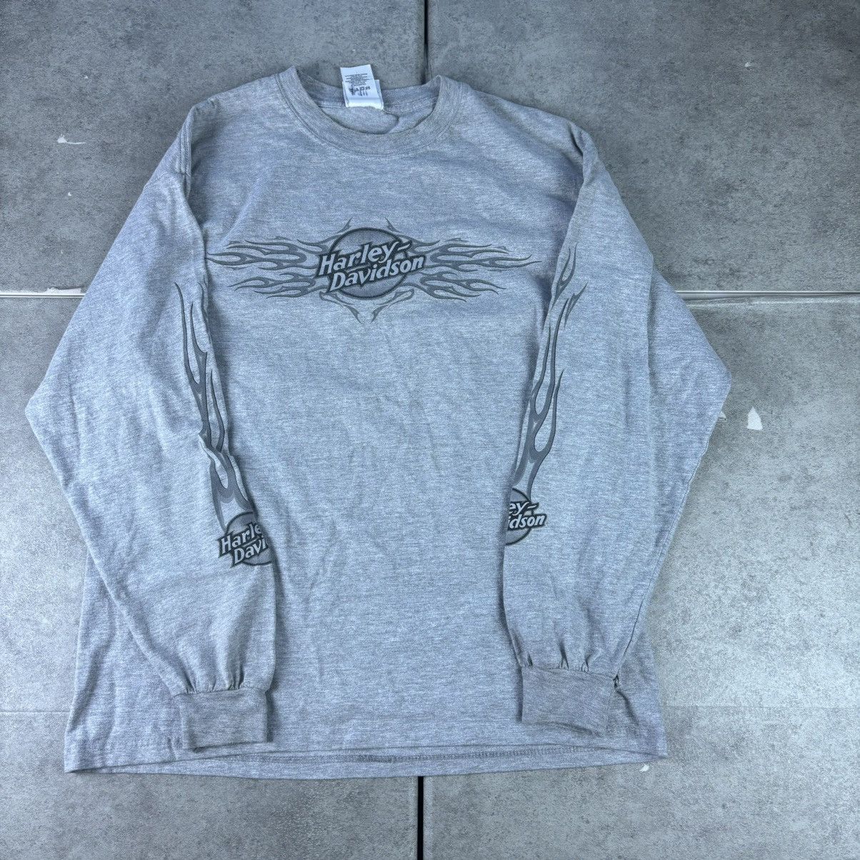 Harley Davidson Y2k gray flame sleeve harley davidson long sleeve tshirt Size US L / EU 52-54 / 3 - 7 Thumbnail