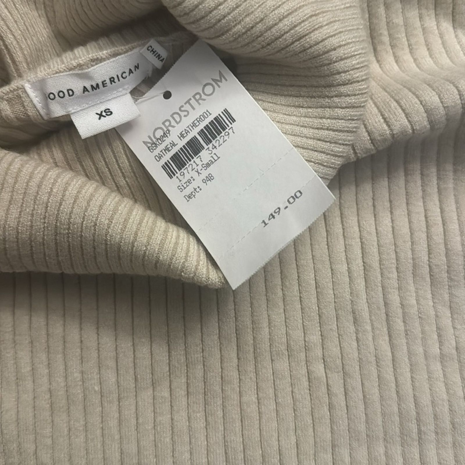 Good American Good American Wide Rib Mock Neck Crop Sweater - Oatmeal Size XS / US 0-2 / IT 36-38 - 4 Thumbnail