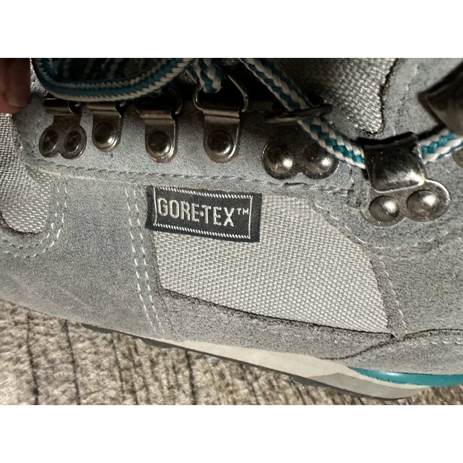 Vasque Vasque Clarion GoreTex Hiking Suede Boots 7567-1 Womens 8.5 Size US 8.5 / IT 38.5 - 8 Thumbnail