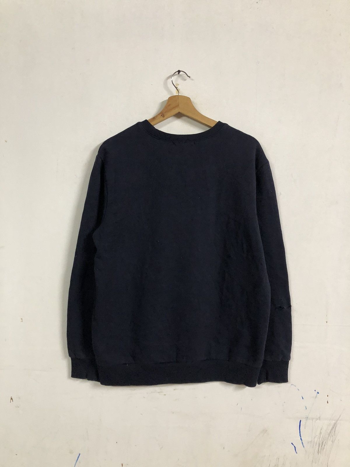 Guess Vintage Y2K Guess Sweatshirt Embroided Crewneck Size US L / EU 52-54 / 3 - 2 Thumbnail