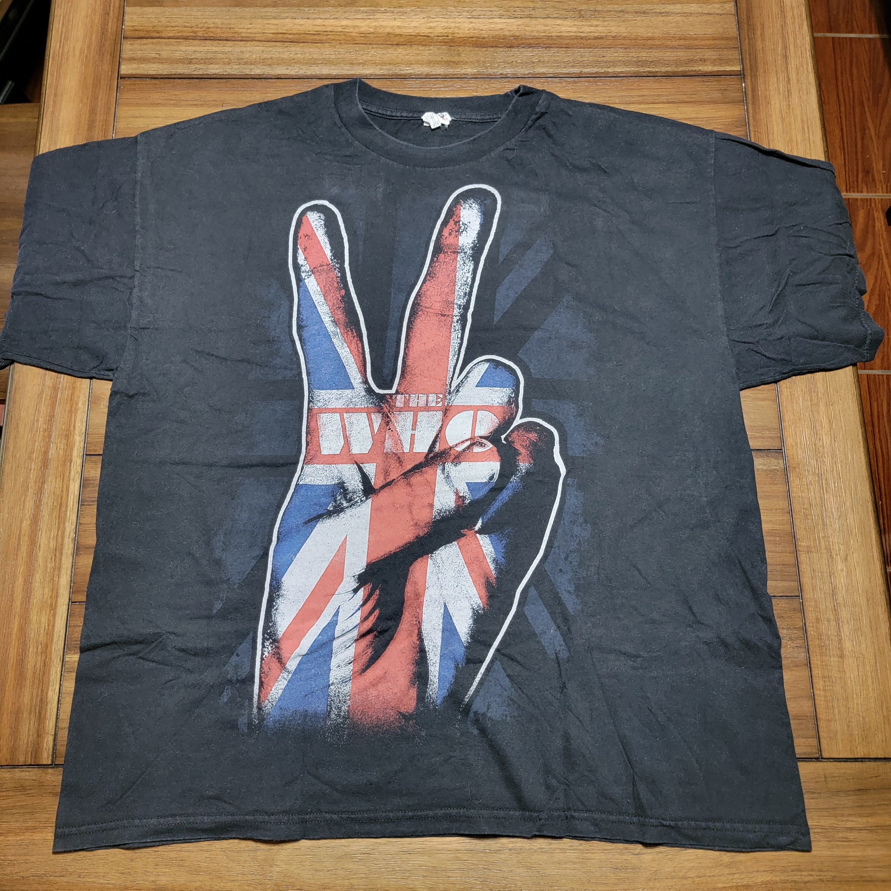 Alstyle The Who Graphic SS Black Unisex Tee Peace Fingers - Size 2XL Size US XXL / EU 58 / 5 - 1 Thumbnail