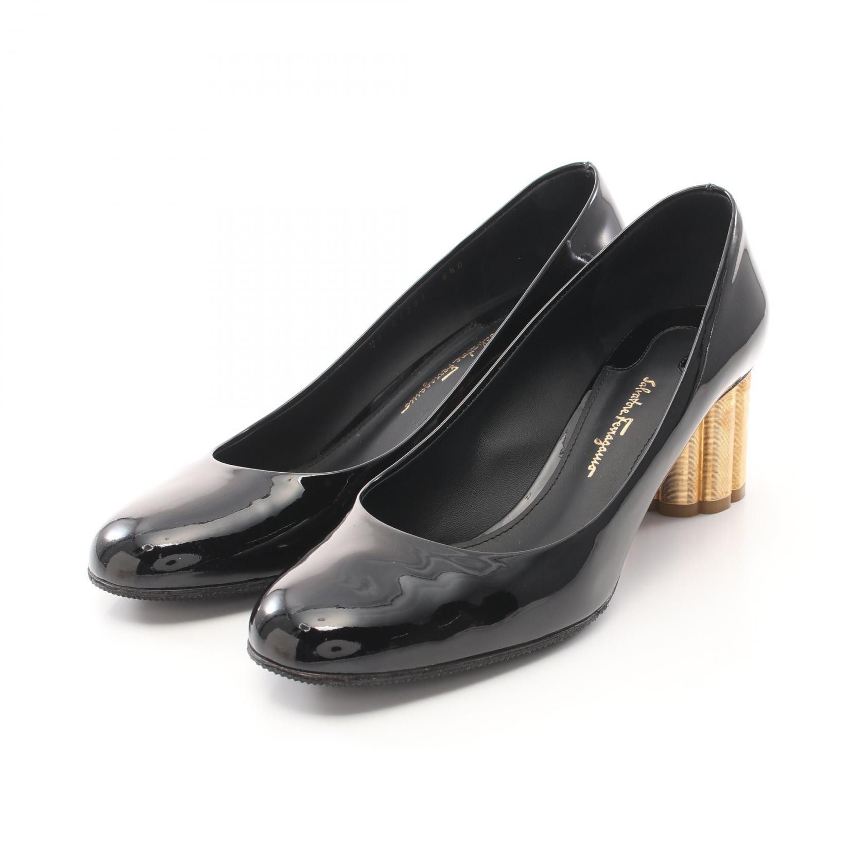 Salvatore Ferragamo Salvatore Ferragamo Patent Leather Pumps Enamel Shoes in Black, Women's