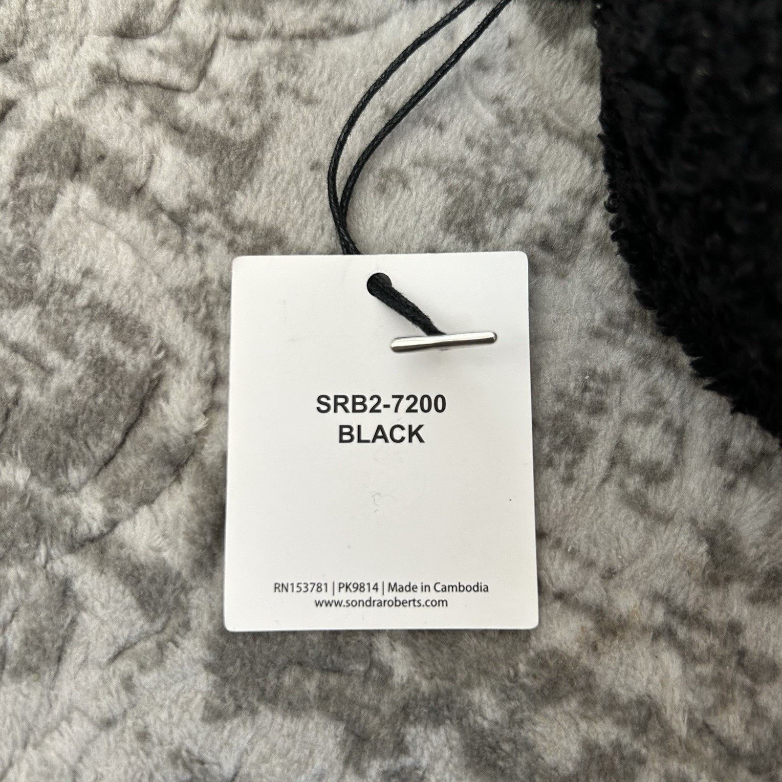 Other Sondra Robert’s Squared Black Sherpa With Gold Accents - New Size ONE SIZE - 3 Thumbnail