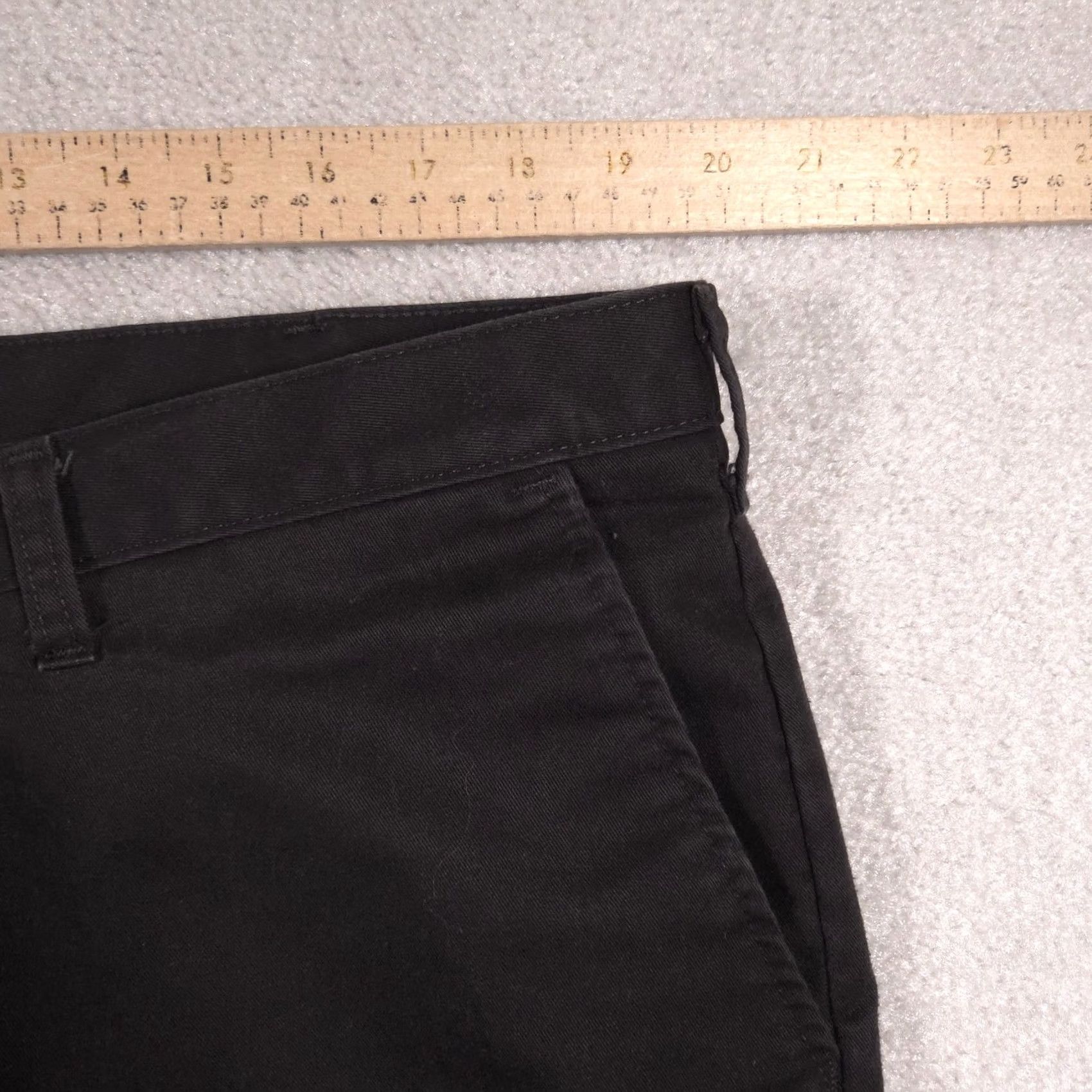 Lee Lee Total Freedom Pants Mens 40x30 Black Relaxed Fit Chino Straight Leg Casual Size US 40 / EU 56 - 7 Thumbnail