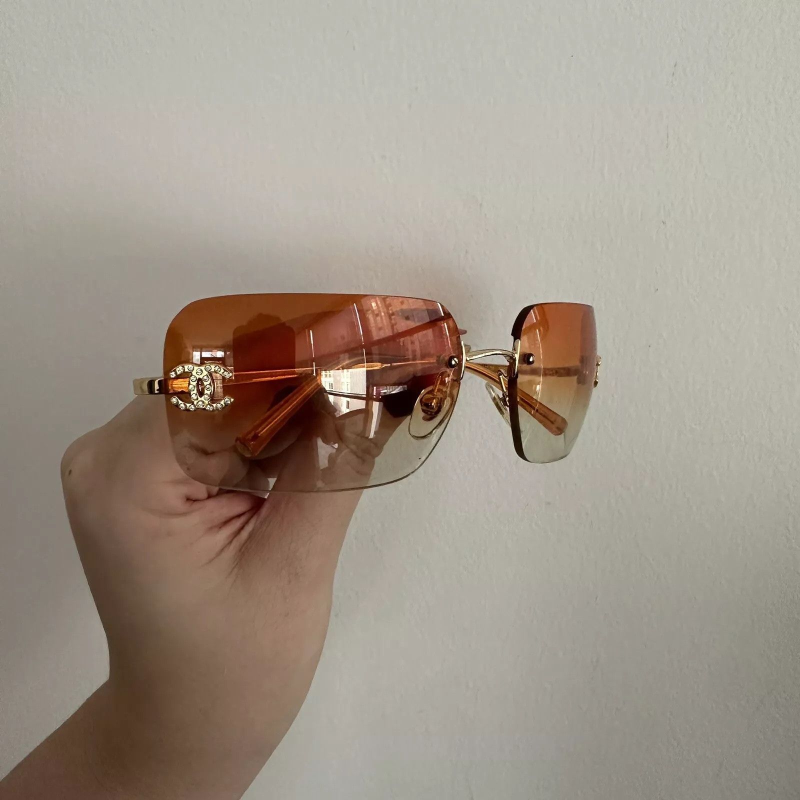 Chanel Chanel Sunglasses 4017-D Rhinestone Logo Rimless Vintage Size ONE SIZE - 3 Thumbnail