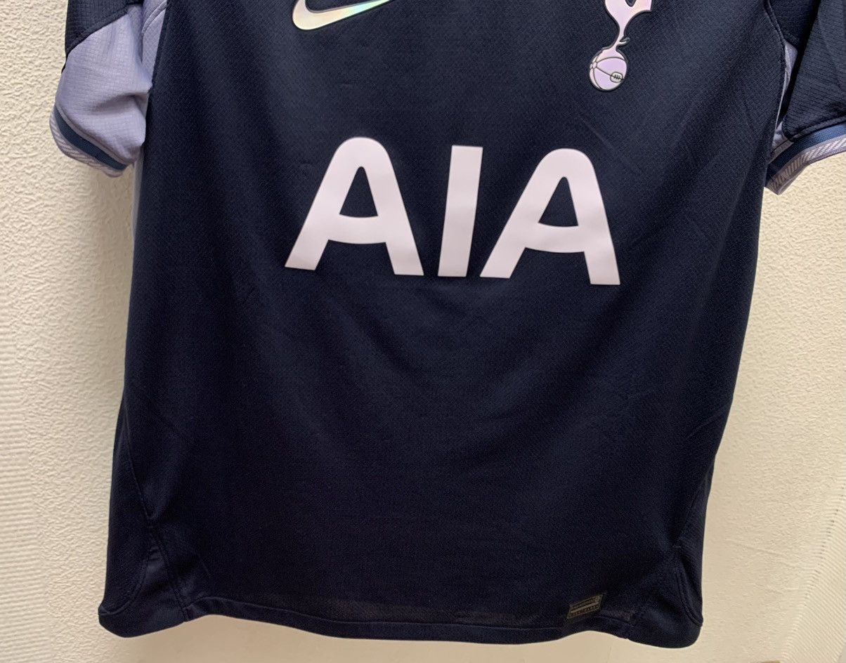 Nike Tottenham Hotspur’s Nike soccer jersey L sz AIA ( Kane Son) Size US L / EU 52-54 / 3 - 8 Thumbnail