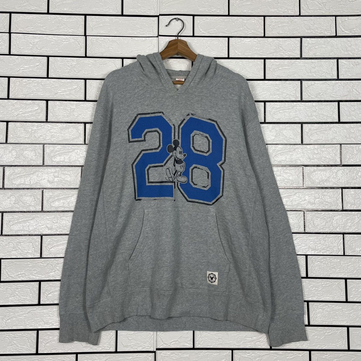 Disney Mickey Mouse 28 Pullover Hoodie Size US L / EU 52-54 / 3 - 10 Thumbnail