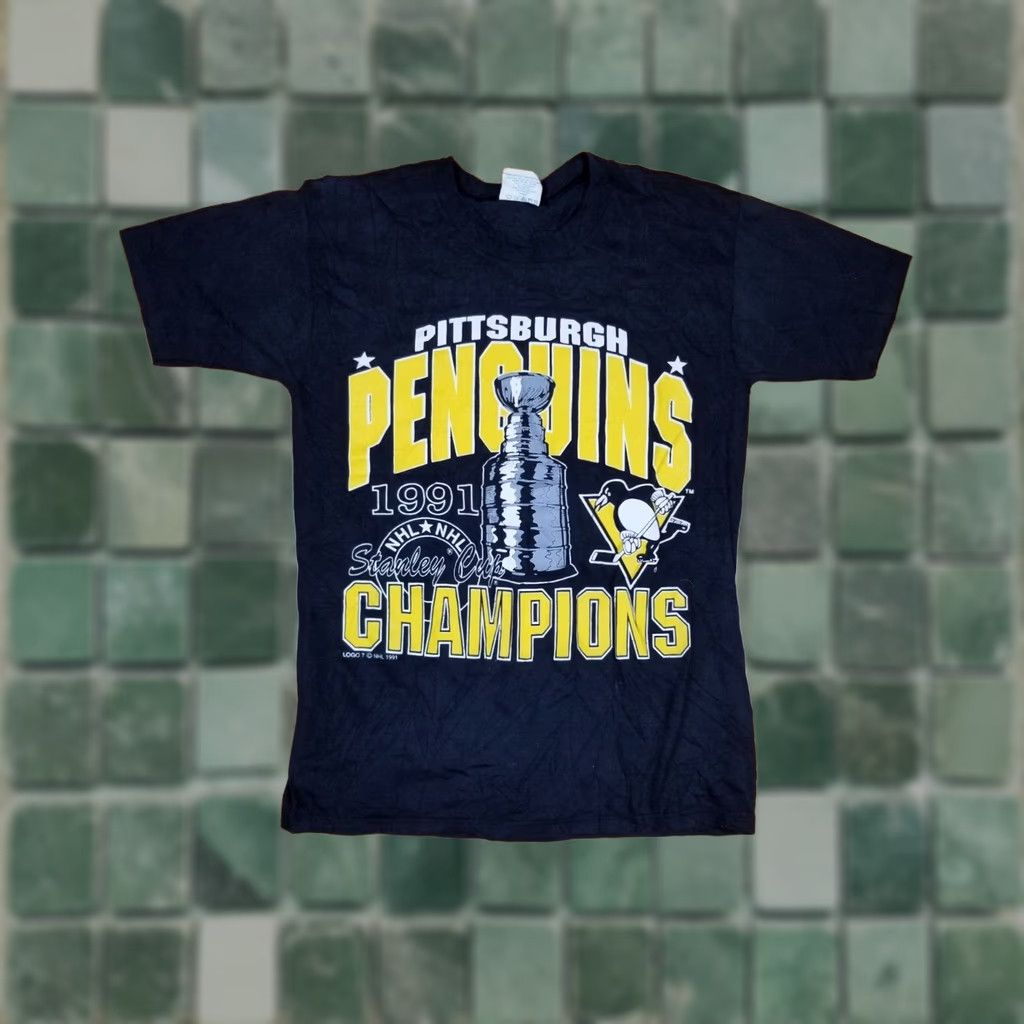 NHL VINTAGE PITTSBURGH PENGUINS CHAMPIONS NHL HOCKEY LOGO 7 T-SHIRT SZ M BLACK Cotton Logo Men T-Shirt 1991 USA Size US M / EU 48-50 / 2 - 1 Thumbnail