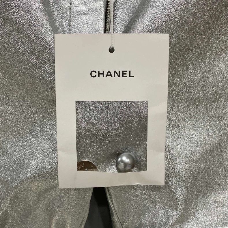 Chanel Chanel Show silver sheepskin trousers 2504-Nextarrow Size 42" / US 20 - 7 Thumbnail