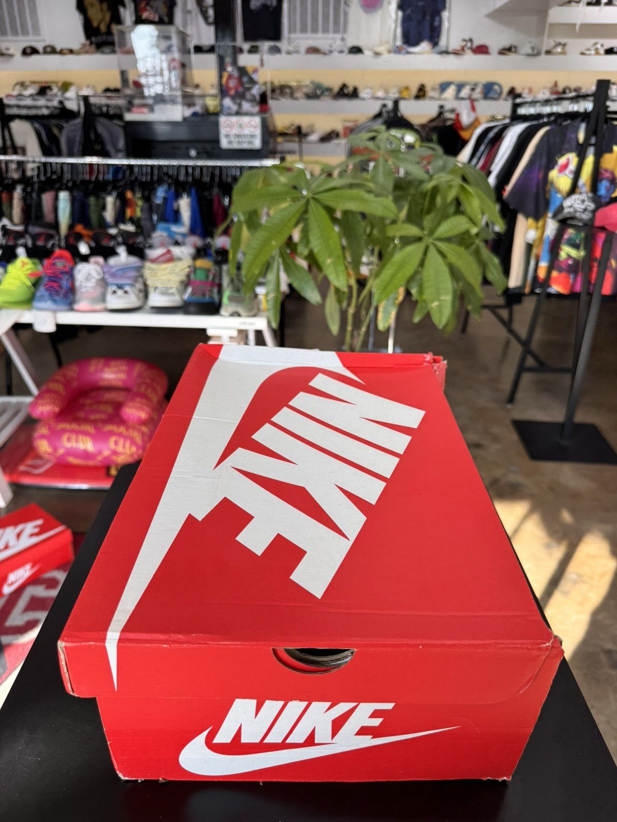 Nike Nike Air Cross Trainer 3 White Green Black Size 12 (2020) Size US 12 / EU 45 - 14 Thumbnail