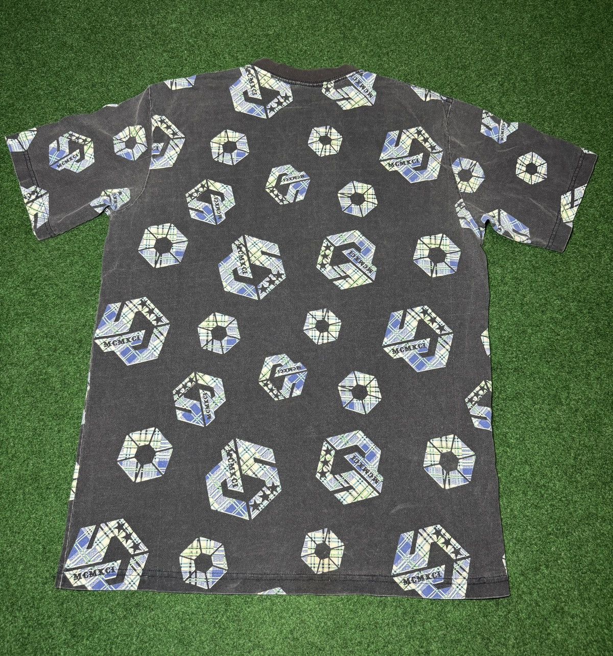 Southpole × Vintage Vtg 90s Y2K Southpole Authentic RARE All Over Print T Shirt Size US L / EU 52-54 / 3 - 3 Thumbnail