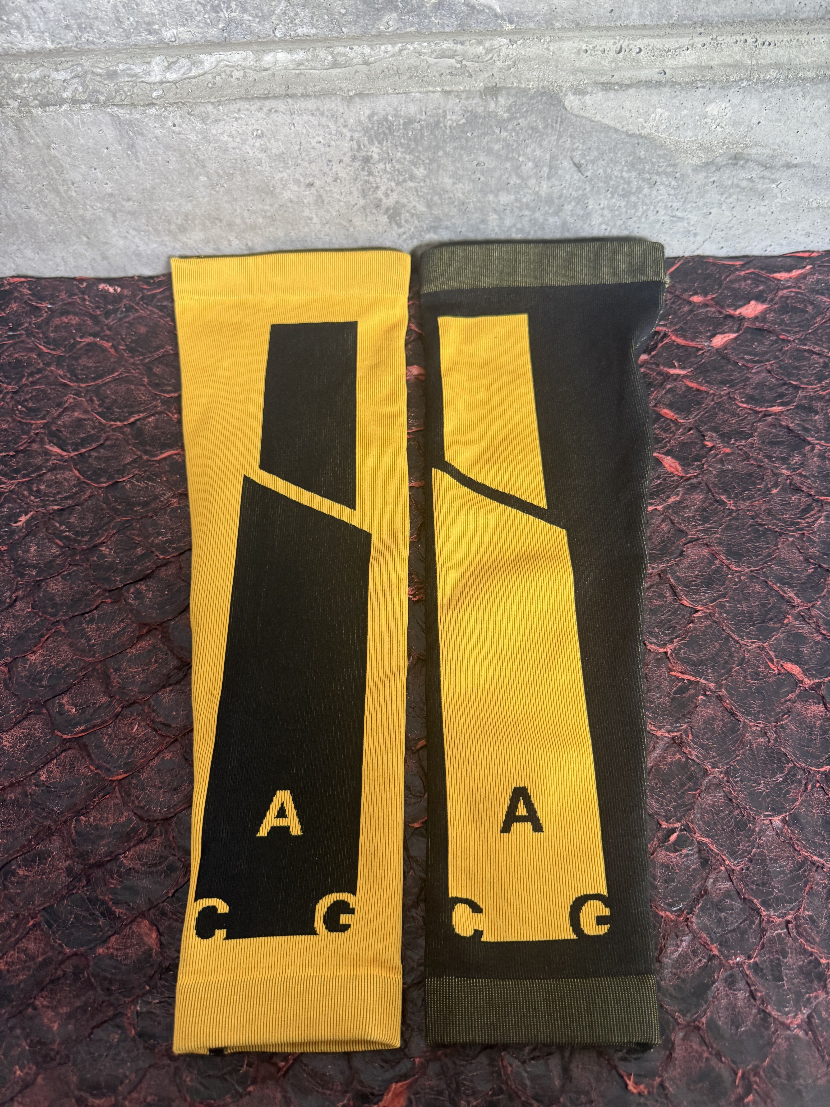Nike ACG Errolson Hugh x Nike ACG NikeLab L/XL Arm Sleeve Size ONE SIZE - 7 Thumbnail