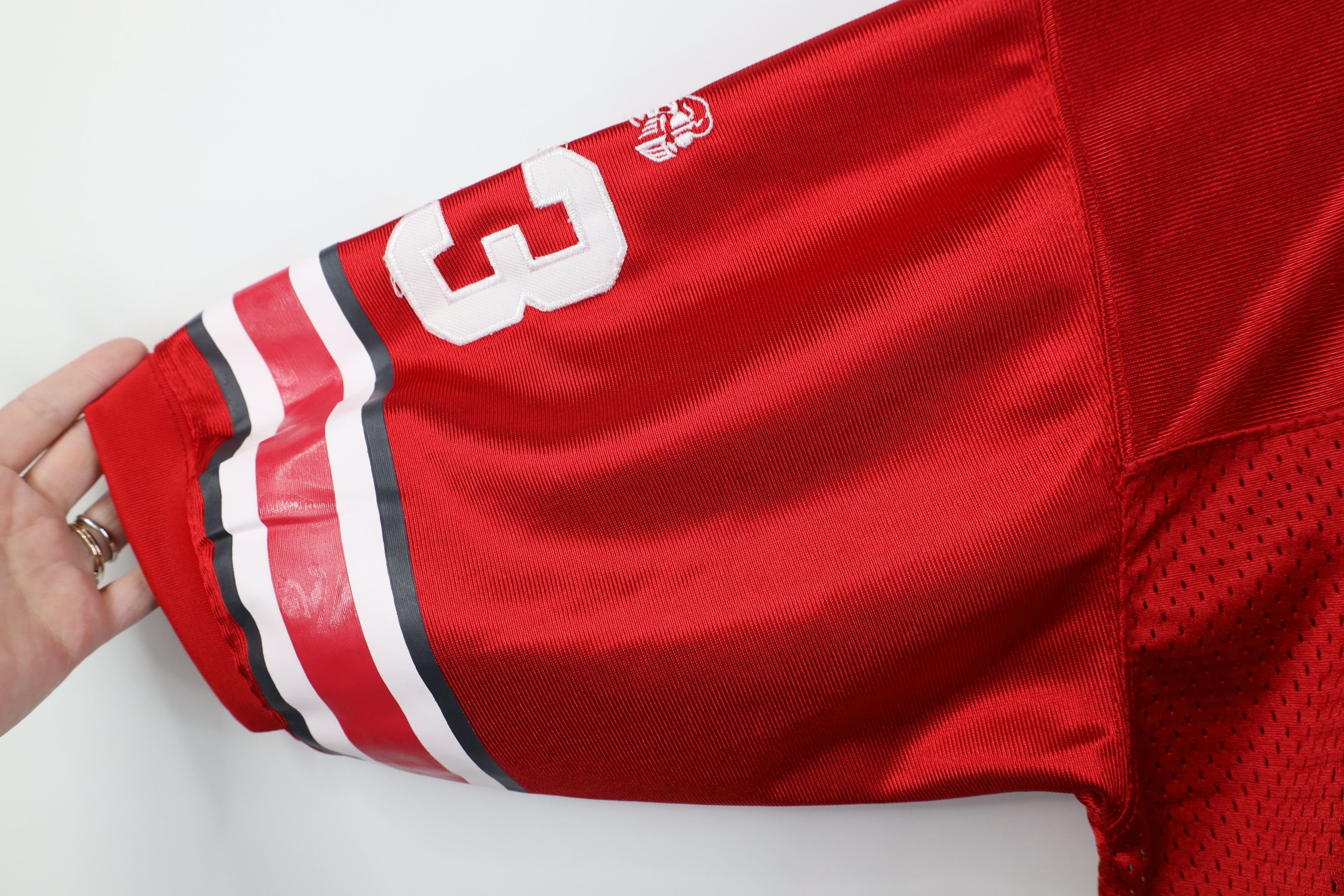 Vintage Vintage The Ohio State University Football Jersey Red #33 Size US M / EU 48-50 / 2 - 6 Thumbnail
