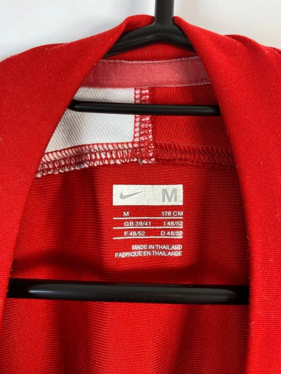 Other ENGLAND RUGBY SHIRT JERSEY NIKE 234516-610 MEN RED 2M Size US M / EU 48-50 / 2 - 2 Thumbnail