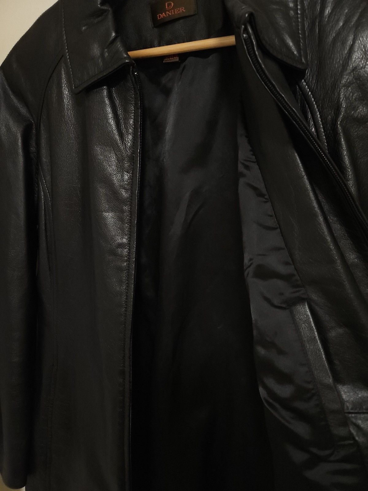 Danier × Vintage Danier Genuine Leather Raglan Sleeves Black Jacket / 42~44 Size M / US 6-8 / IT 42-44 - 12 Thumbnail