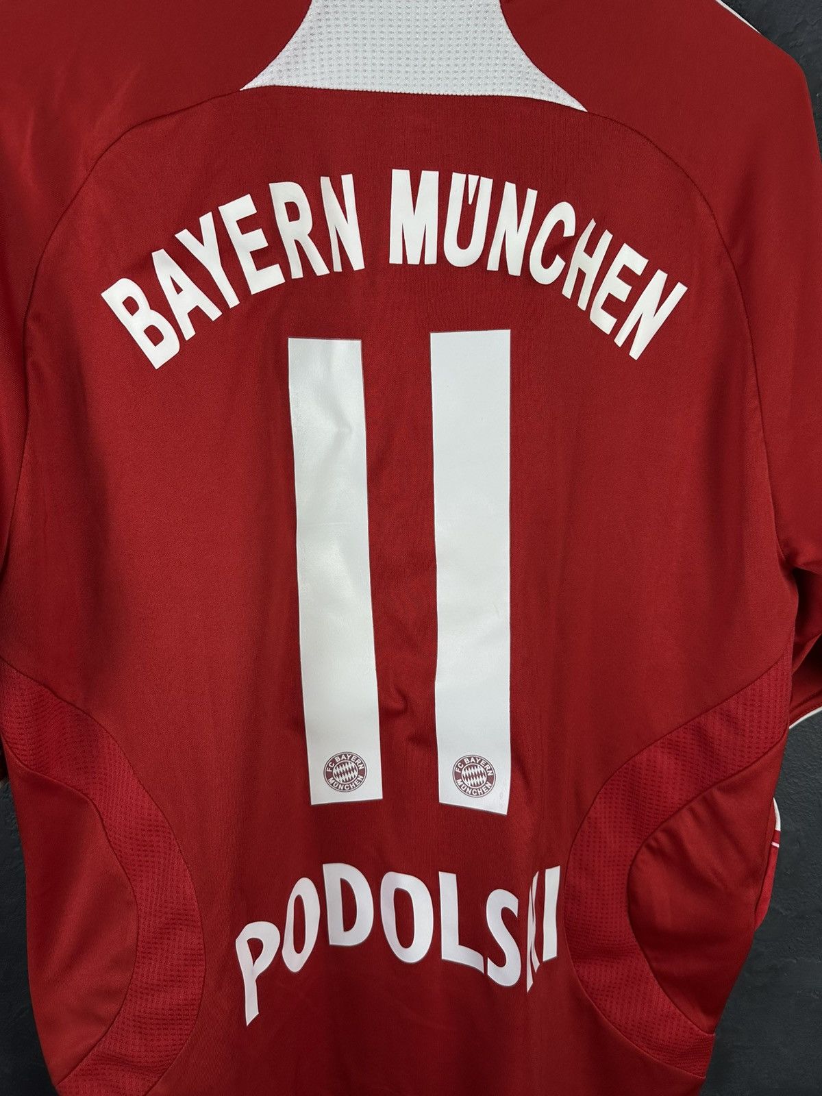 Vintage 2007-08 Bayern Munich Home Shirt Podolski #11 Size US M / EU 48-50 / 2 - 7 Thumbnail
