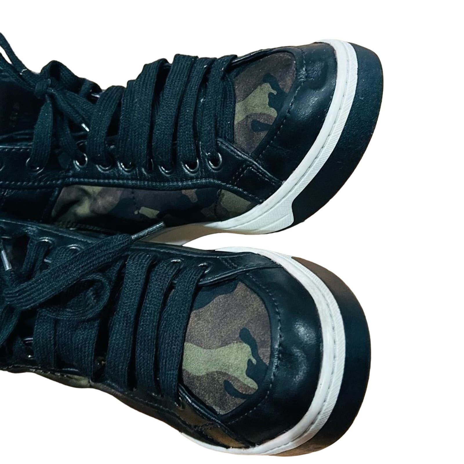 Prada PRADA Vintage Mens Camouflage High Top Logo Sneakers Sz 38.5 Size US 6 / EU 39 - 10 Thumbnail