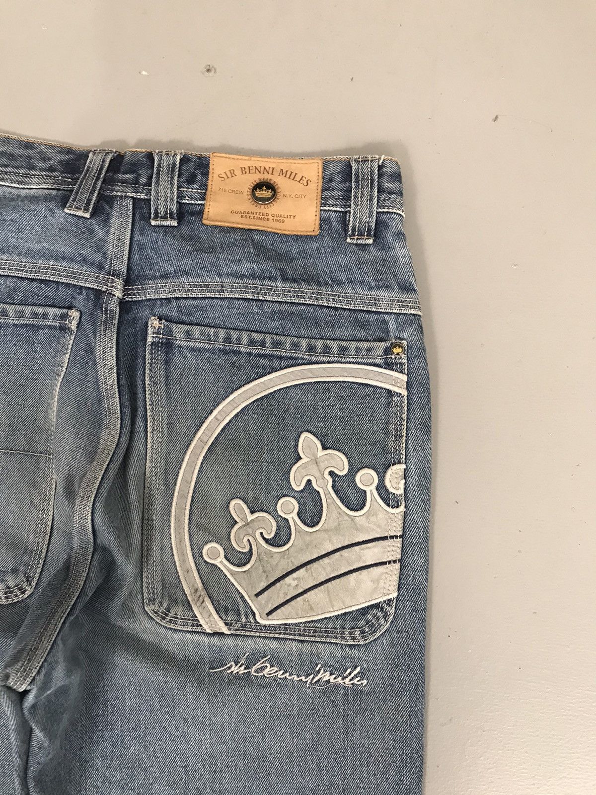 JNCO × Southpole × Vintage Vintage sir Benny miles crown embroidered denim Size US 29 - 9 Thumbnail