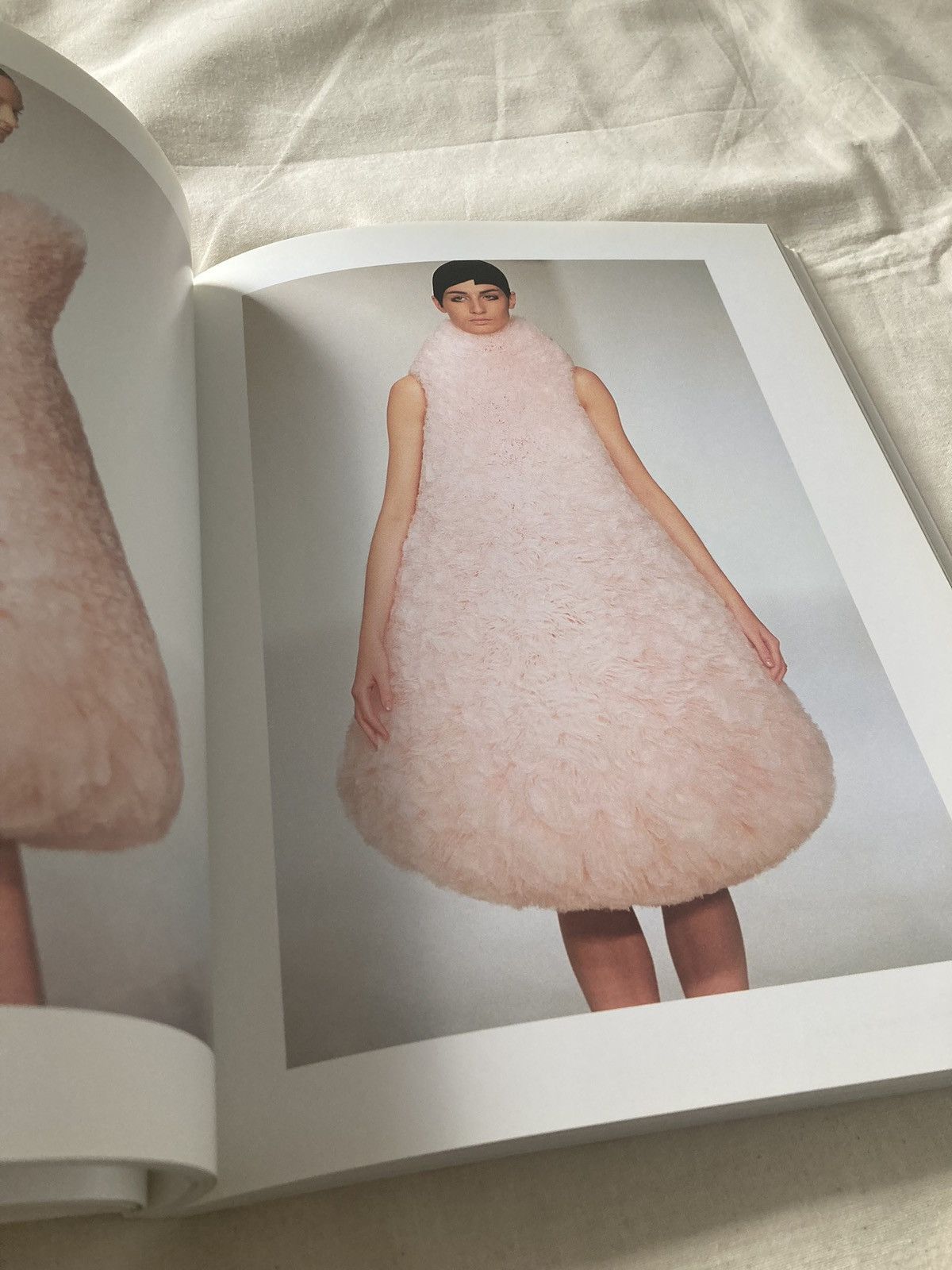 ©︎2005 hussein chalayan archive book 2005 Hussein Chalayan Archive Book