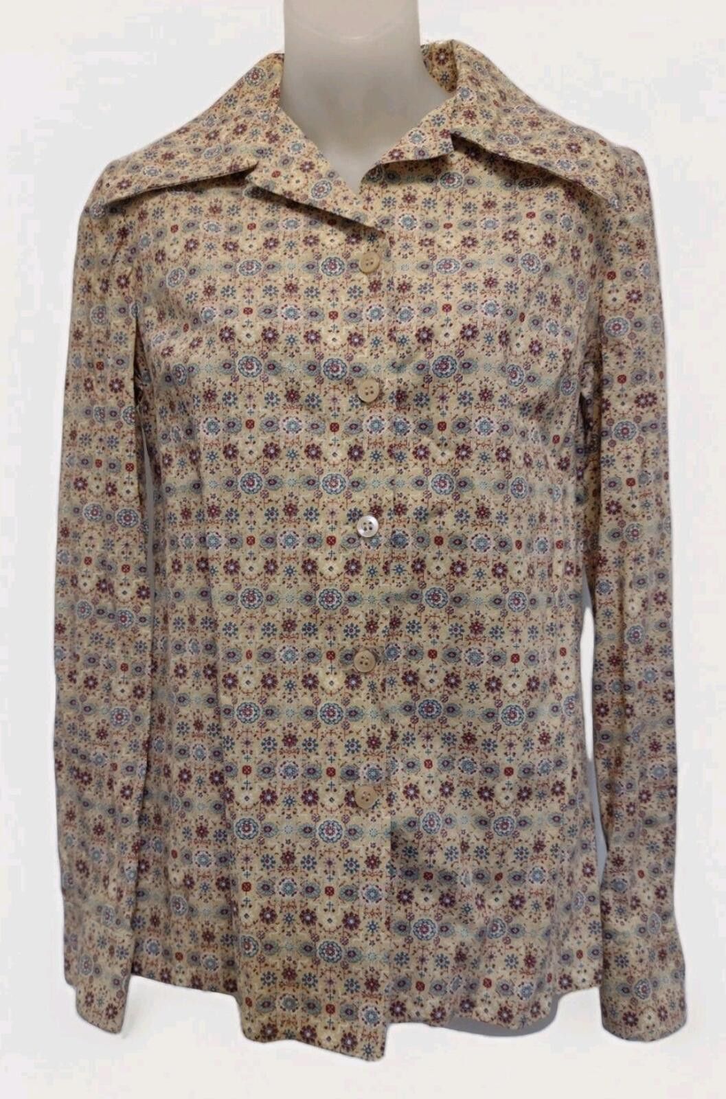 Handmade VTG 70s Handmade Calico Floral Pearlized Button Blouse M Size M / US 6-8 / IT 42-44 - 1 Thumbnail