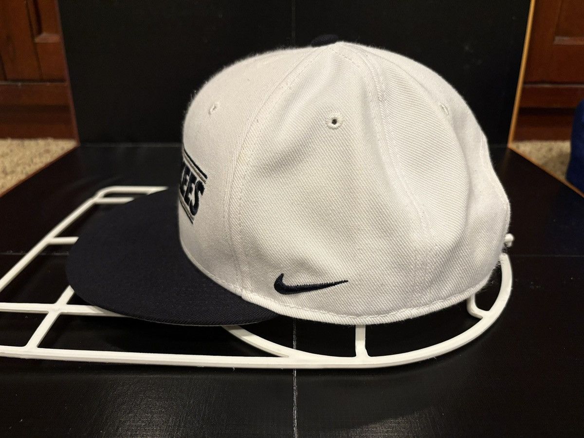 Nike White Nike Yankees Snapback Hat – Adjustable Size ONE SIZE - 2 Thumbnail