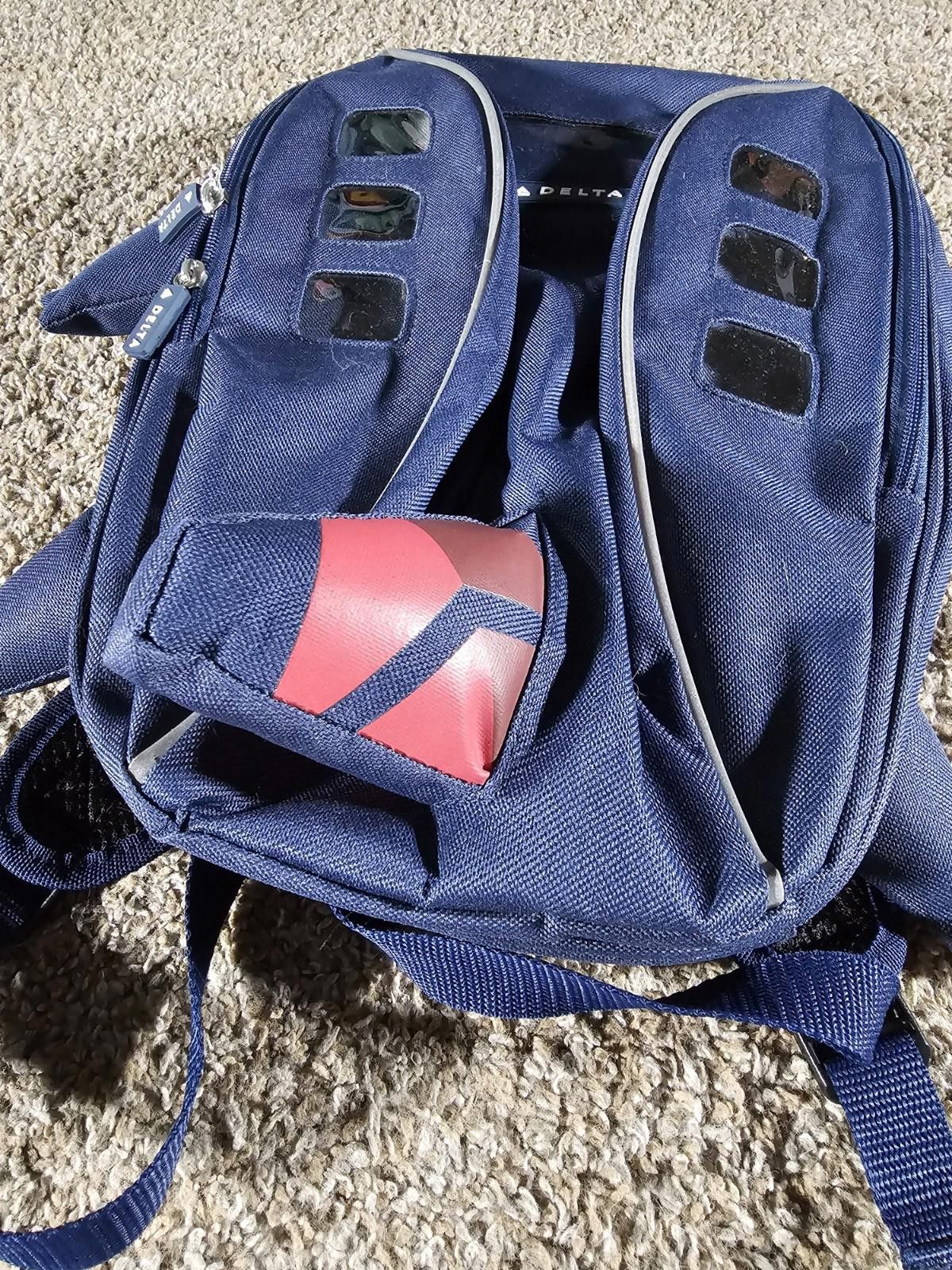 Designer DELTA AIRLINES Premium Airplane Backpack Travel Carry On Bag Size ONE SIZE - 2 Thumbnail