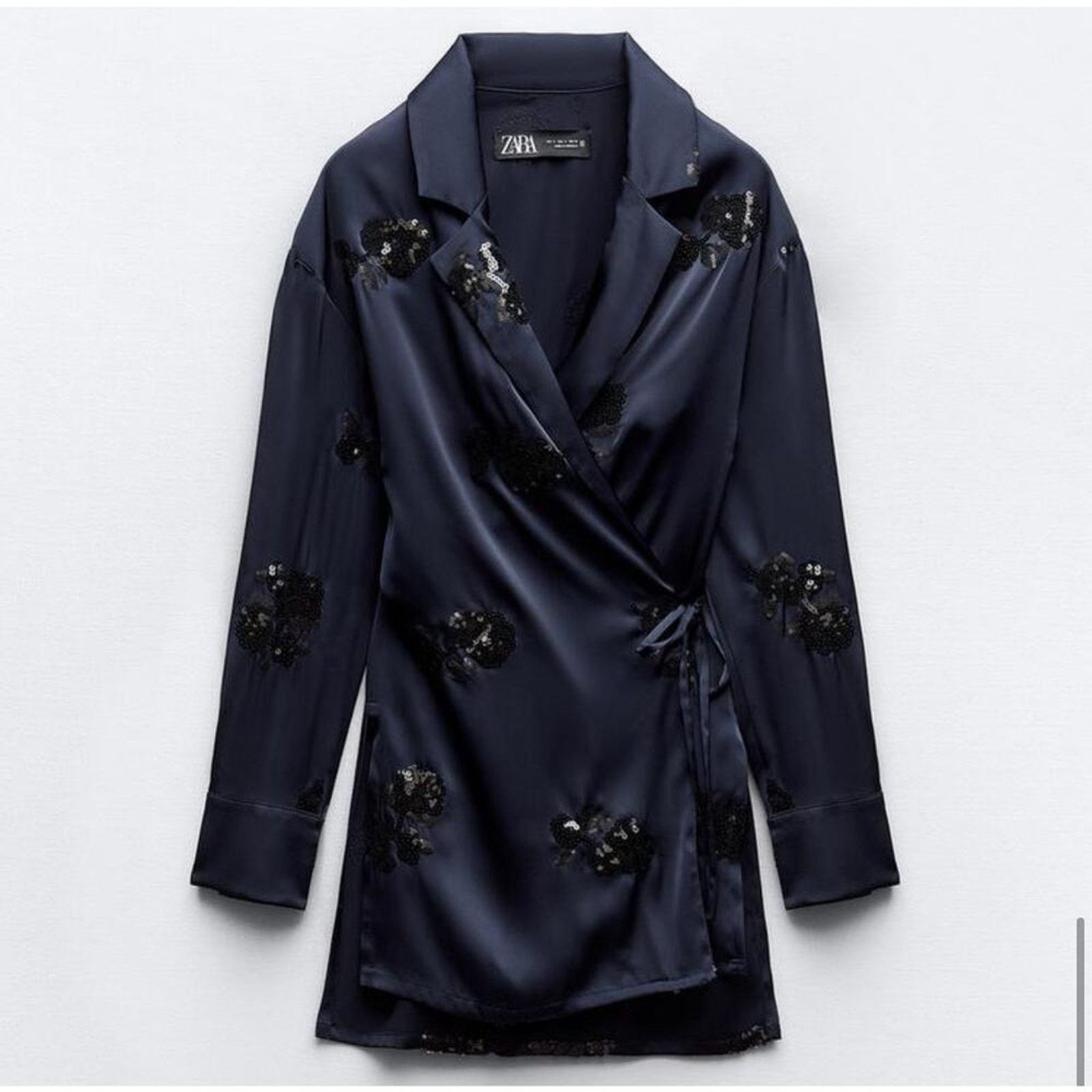 Zara Nwt- SATIN KIMONO BLAZER WITH SEQUINS-Large Size L / US 10 / IT 46 - 1 Thumbnail