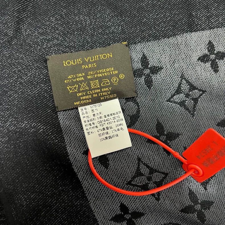 Louis Vuitton louis vuitton silk monogram shawl-2507 Size ONE SIZE - 4 Thumbnail