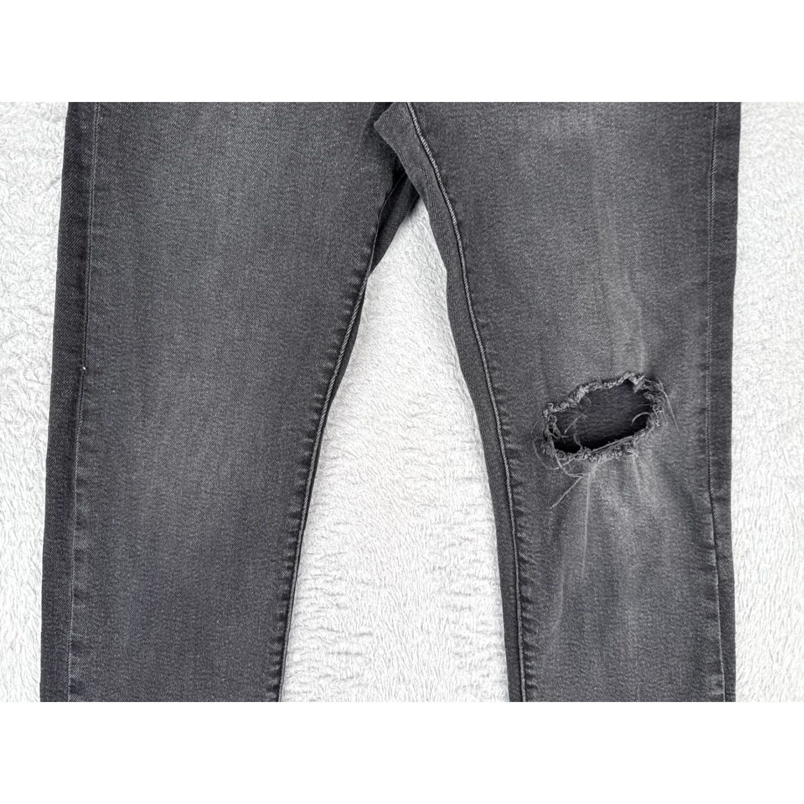 Levi's Levi's Wedgie Straight Jeans Womens 30x28 Gray High Rise Distressed Stretch Denim Size 30" / US 8 / IT 44 - 3 Thumbnail