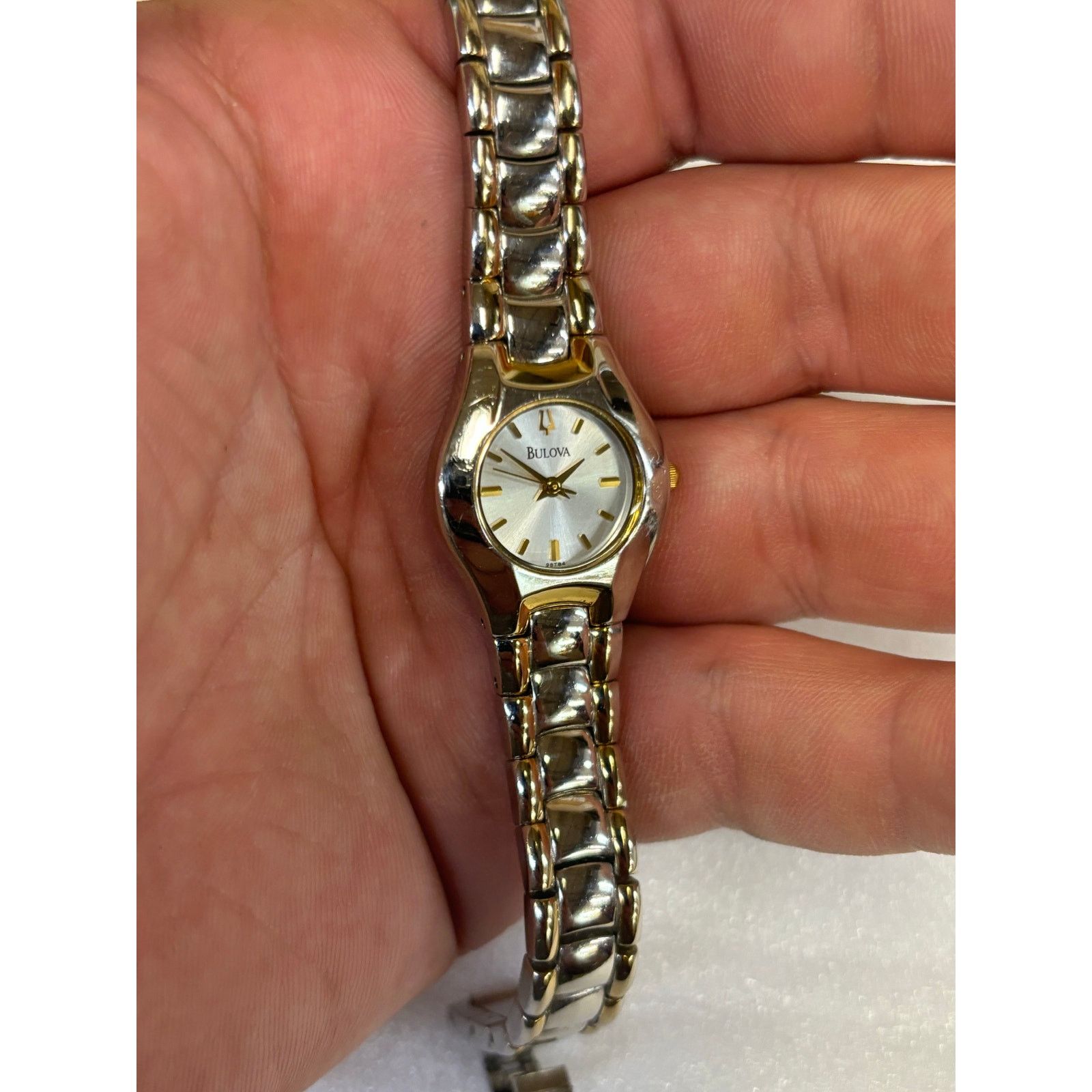 Bulova Bulova Silver Dial 2-Tone Women’s Watch! New Battery! Size ONE SIZE - 6 Thumbnail