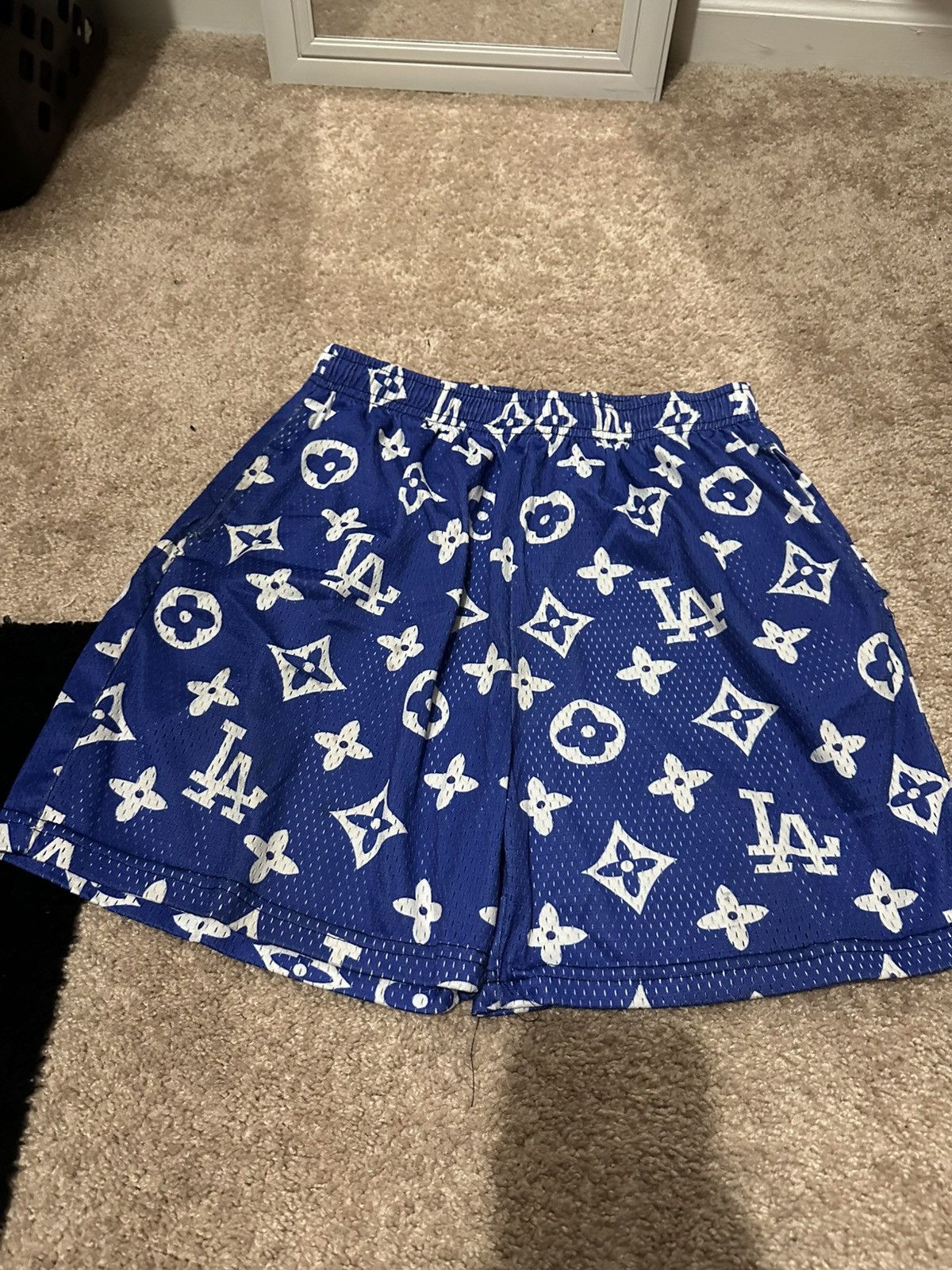 Bravest Studios Gallery Threads LA shorts Size US 31 - 2 Thumbnail
