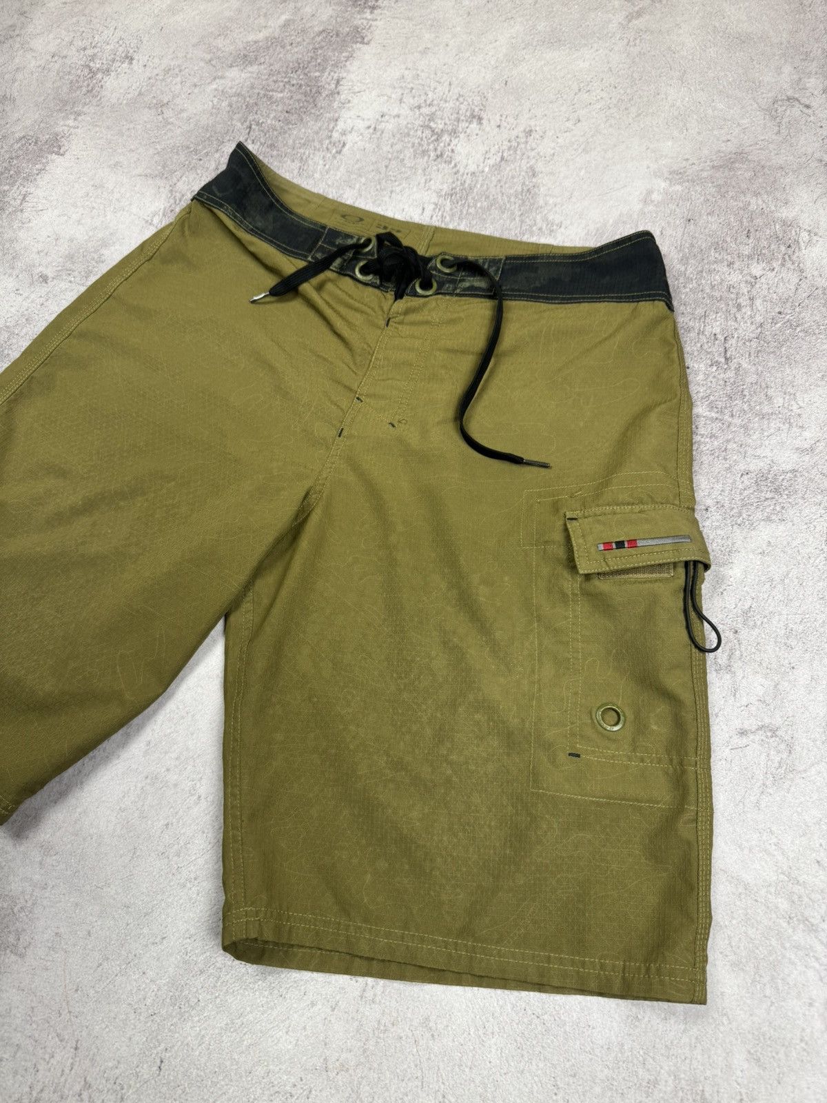 Oakley Vintage Oakley Shorts Big Logo Swimwear Surfing Style Y2K Size US 34 / EU 50 - 4 Thumbnail