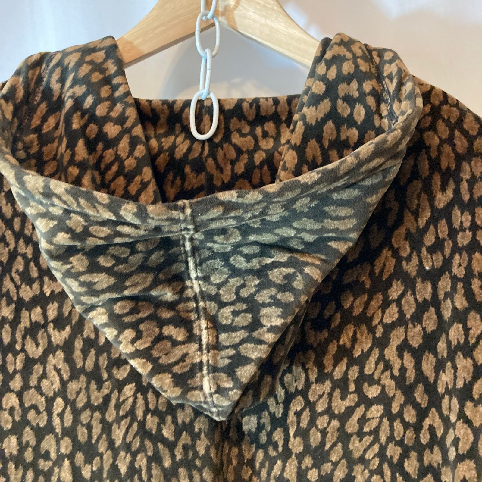 Jones New York Jones New York Velour Leopard Print Half Zip Hood Sweatshirt Size S / US 4 / IT 40 - 7 Thumbnail
