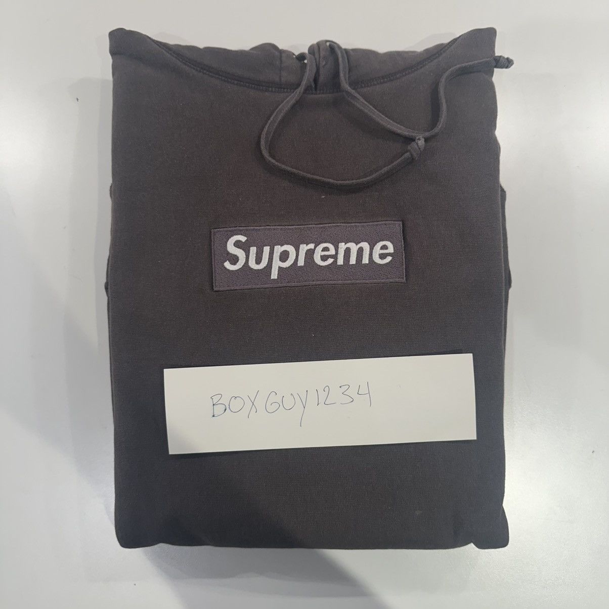 Supreme 2005 “Grey” Box Logo Hoodie Size US L / EU 52-54 / 3 - 6 Thumbnail