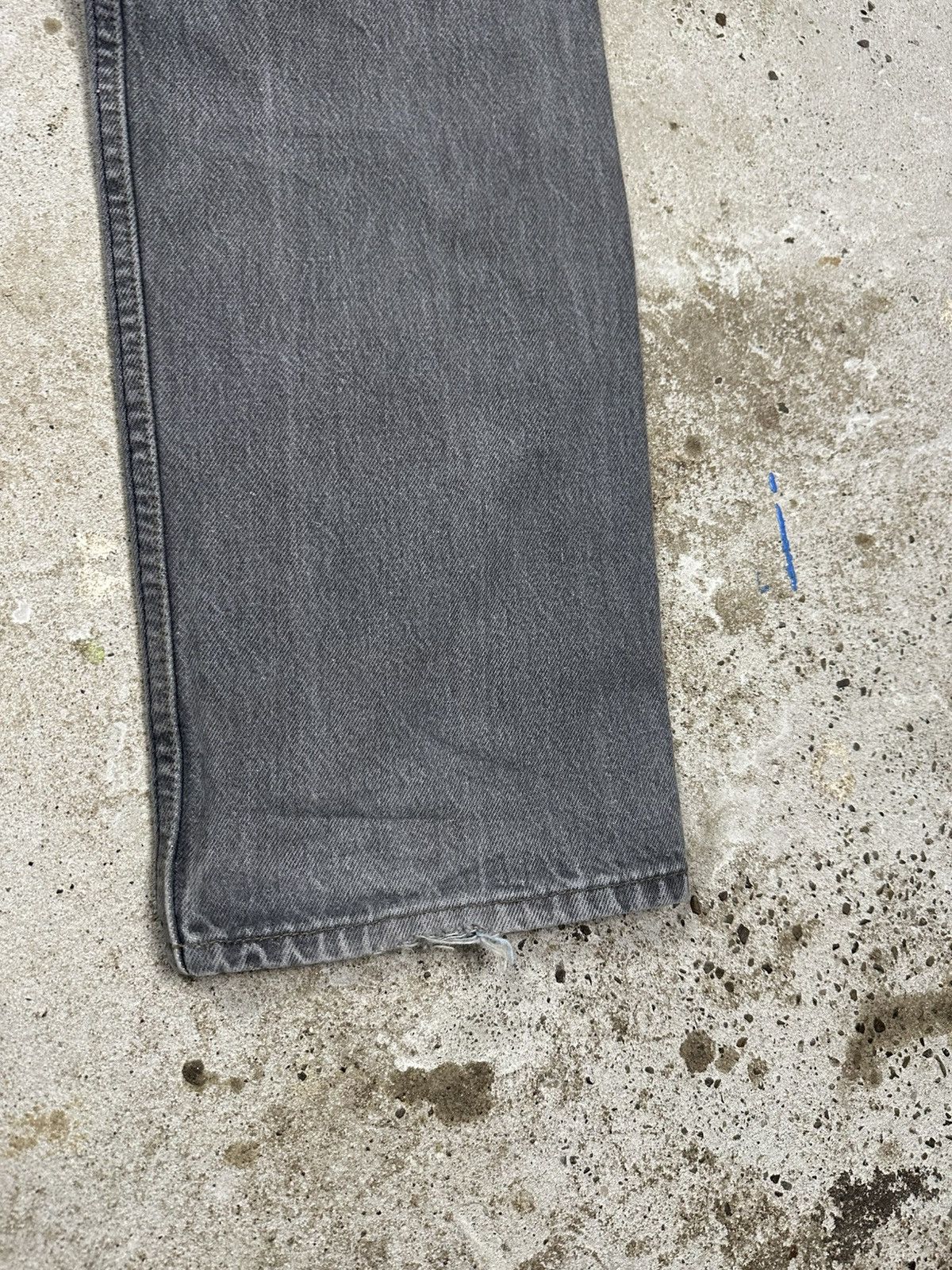 Levi's Vintage 1995 Levi’s 501 Gray Denim Pants Jeans made in USA Size US 33 - 13 Thumbnail