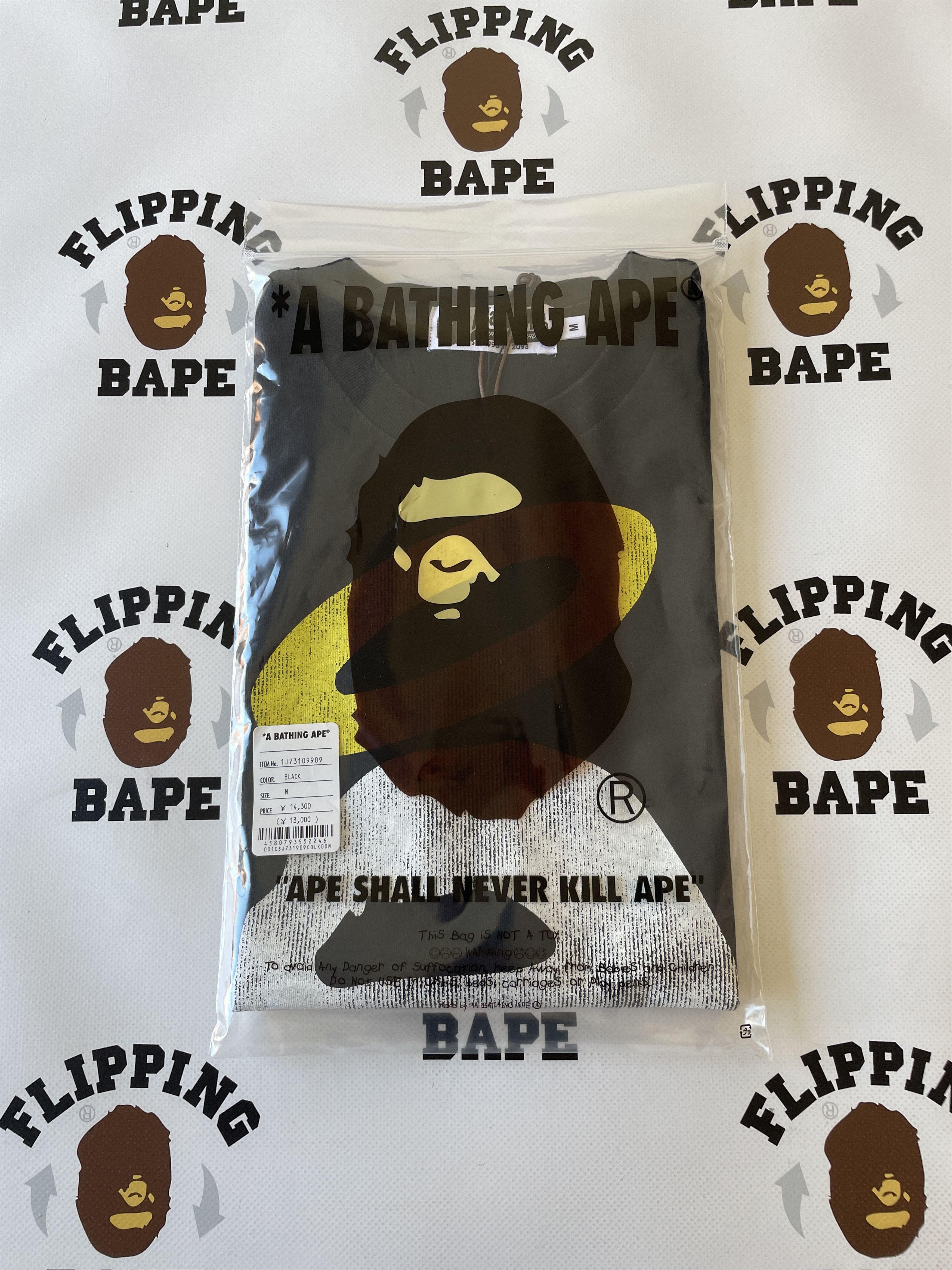 Bape × Union LA BAPE X UNION WASHED APE HEAD TEE Size US S / EU 44-46 / 1 - 12 Thumbnail