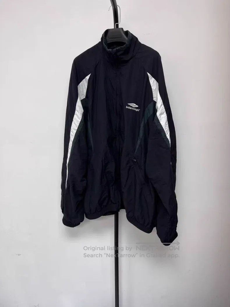 Balenciaga Balenciaga Collar Zip-Up Sun Protective Long Sleeve Jacket Size US XL / EU 56 / 4 - 1 Thumbnail