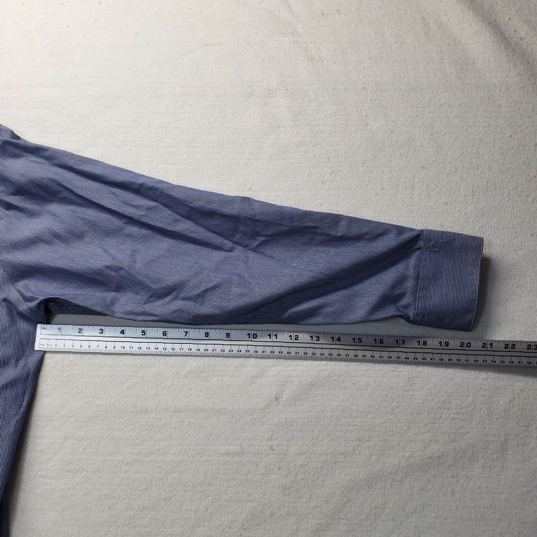 Kenneth Cole Kenneth Cole Reaction Shirt Adult XL Blue Button-Up Long Sleeve Mens Size US XL / EU 56 / 4 - 4 Thumbnail