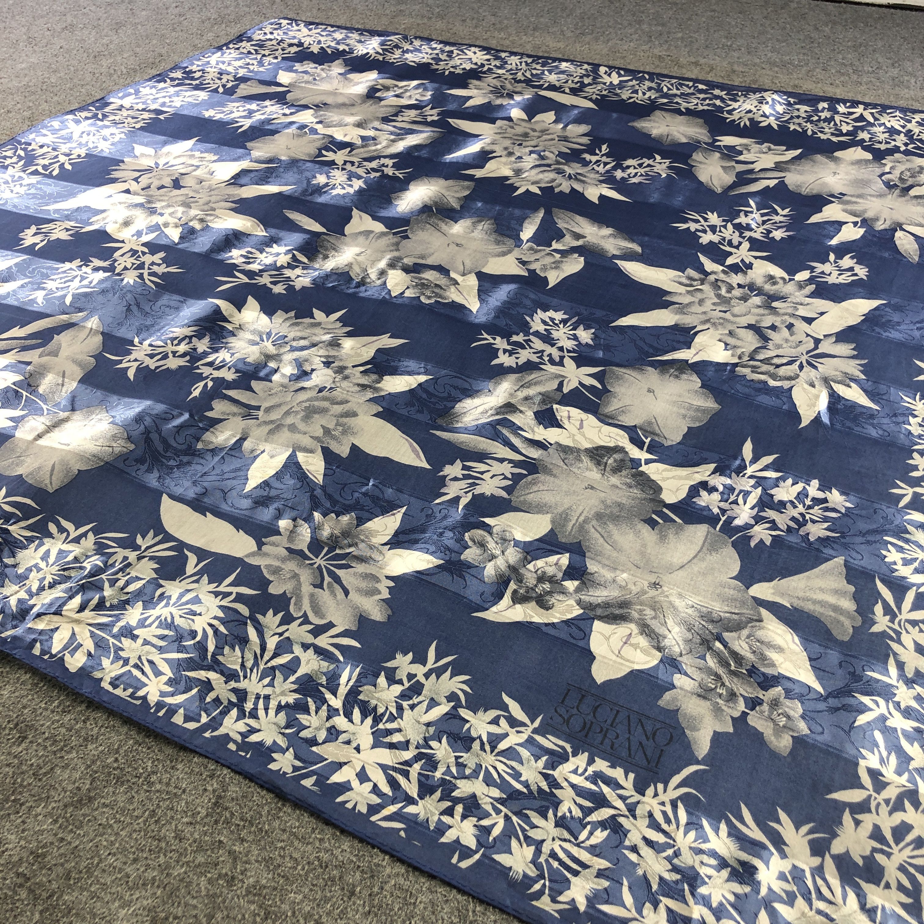 Japanese Brand Vintage Luciano Soprani Floral Silk Scarf M1180 Size ONE SIZE - 3 Thumbnail