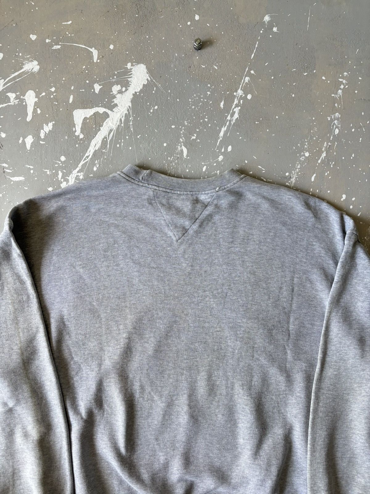 Tommy Hilfiger TOMMY HILFIGER Big Logo Oversized Sweatshirt Jumper Crewneck Size US L / EU 52-54 / 3 - 7 Thumbnail