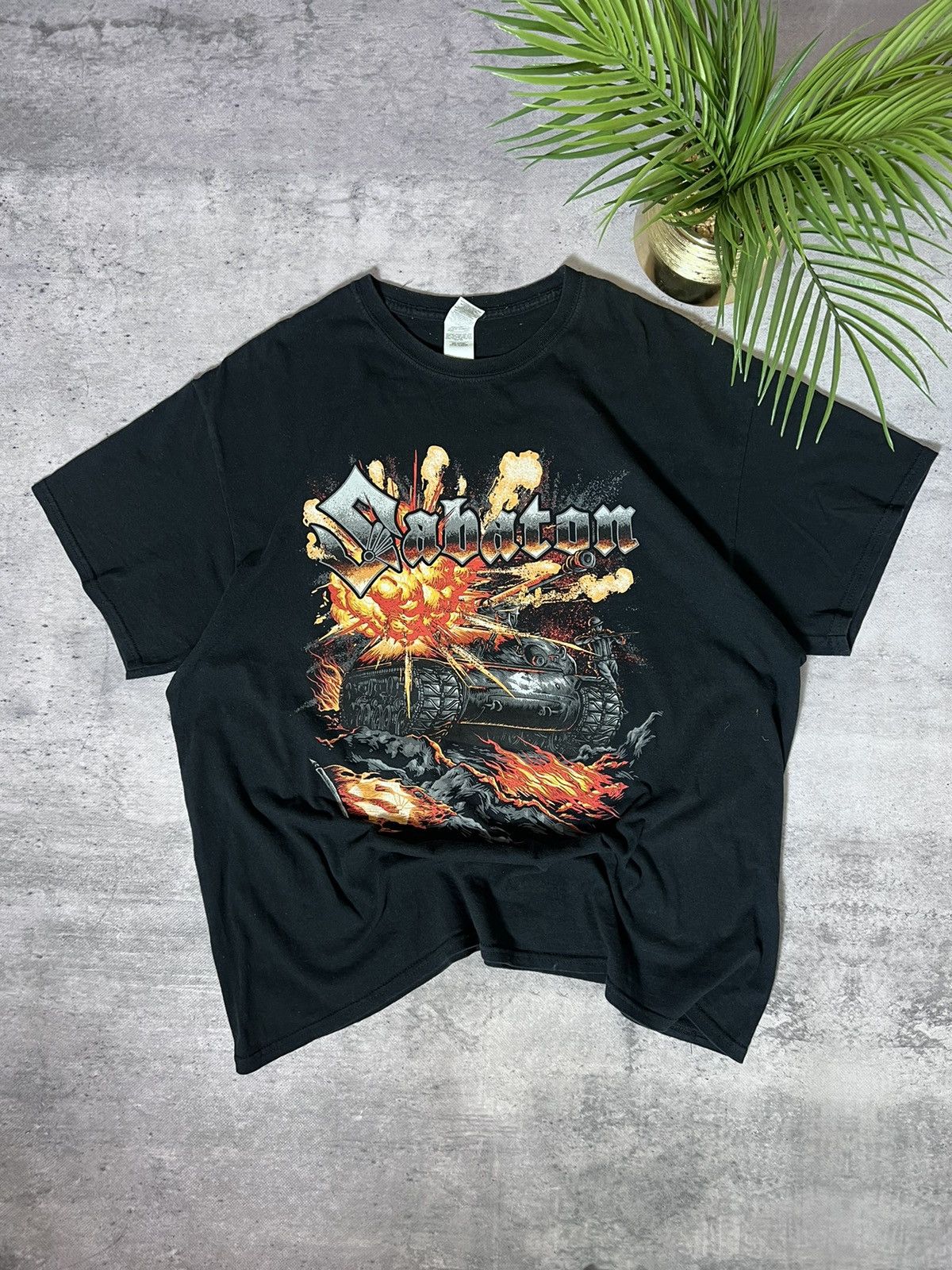Vintage Vintage Sabaton heavy metal Y2K boxy 90s t-shirt Size US XL / EU 56 / 4 - 1 Thumbnail