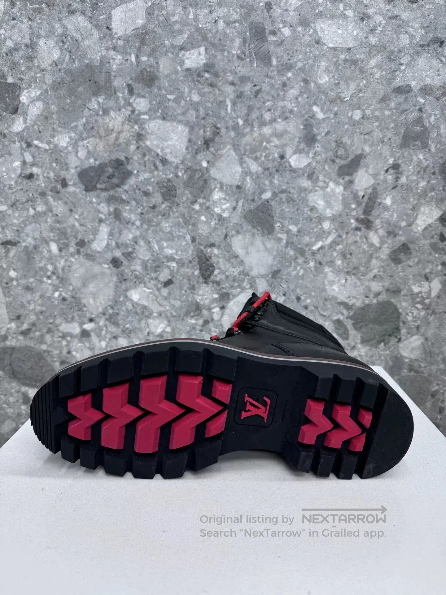 Louis Vuitton Louis Vuitton Classic Hiking Boots. Size US 10 / EU 43 - 3 Thumbnail