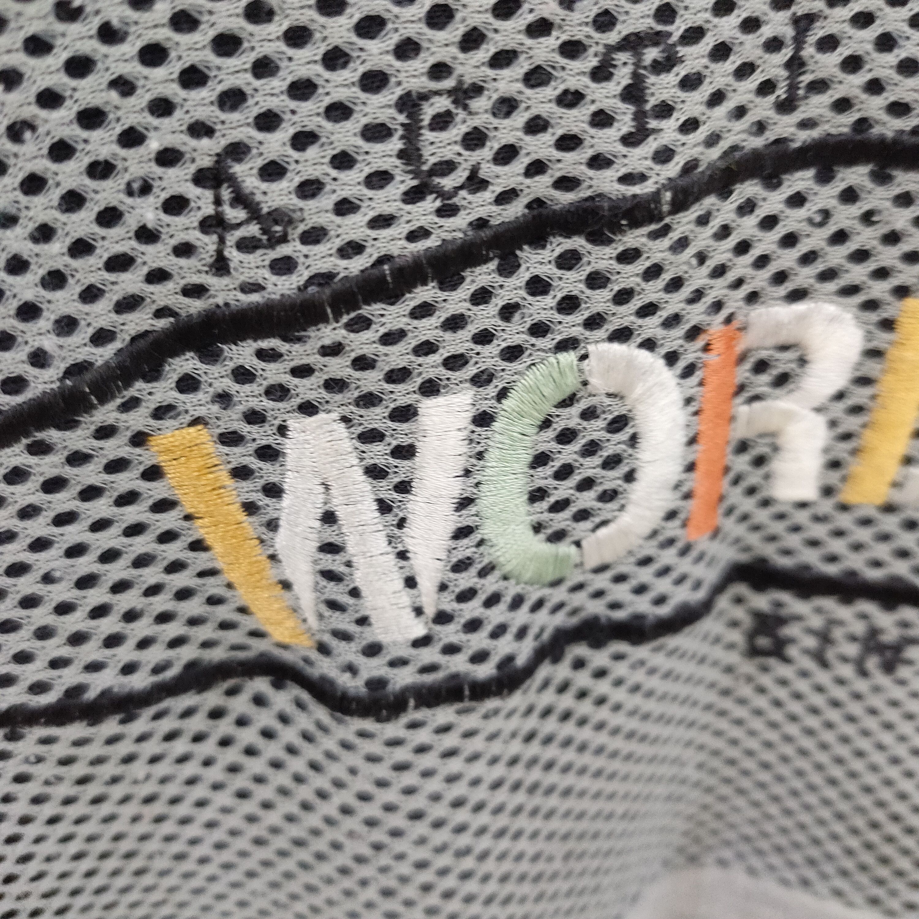 Vintage Vintage Nike World Mesh Panel Crewneck Athletic Streetwear Size US L / EU 52-54 / 3 - 6 Thumbnail